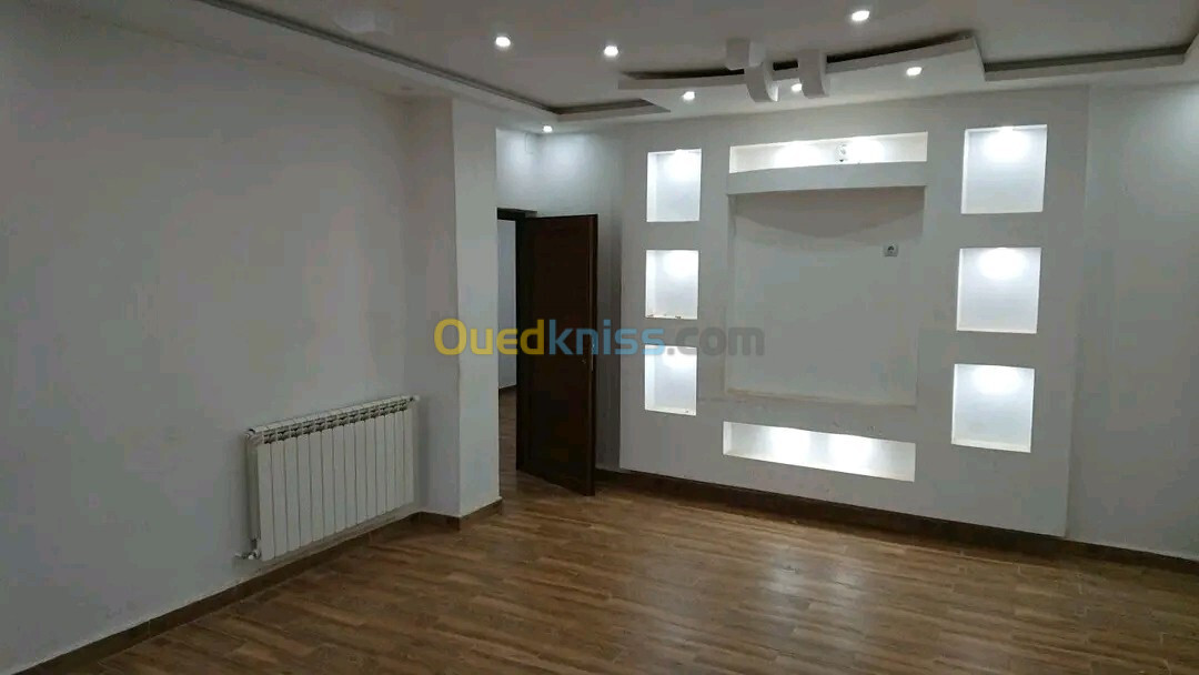 Location Appartement F3 Saïda Saida