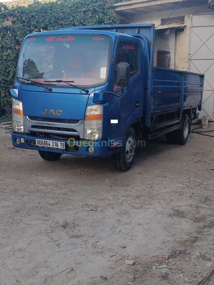 JAC JAC S 1040 2016