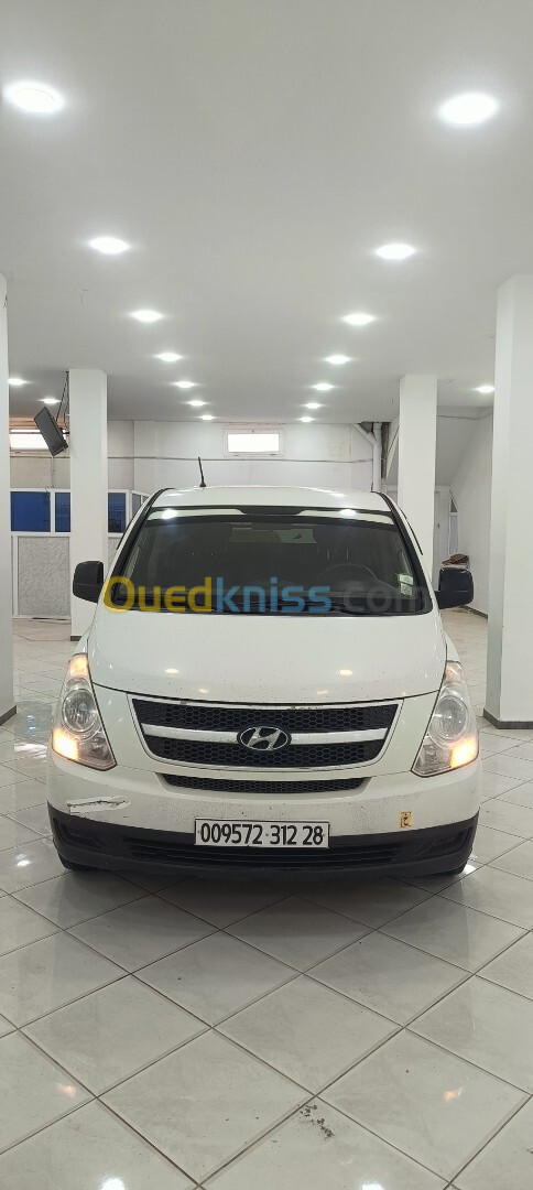 Hyundai H1 2012 Tolé