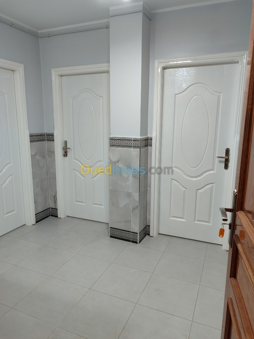 Location Appartement F03 Blida Larbaa