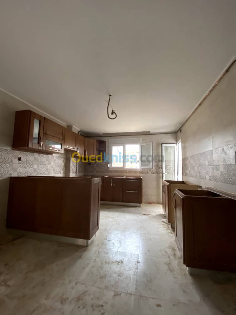 Vente Appartement F2 Alger Bordj el bahri