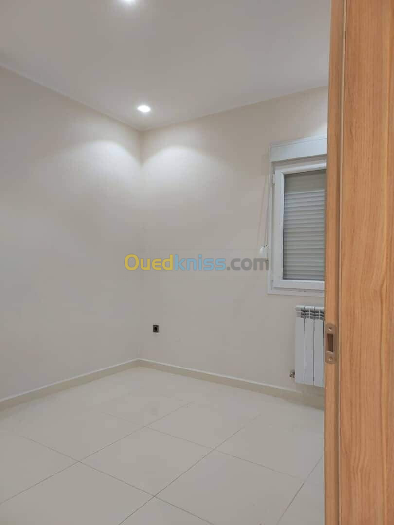 Vente Appartement F4 Alger Bordj el bahri