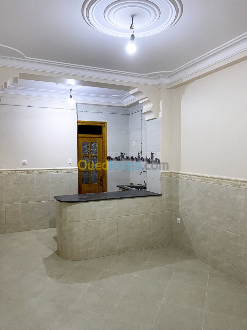 Vente Appartement F2 Alger Ain taya