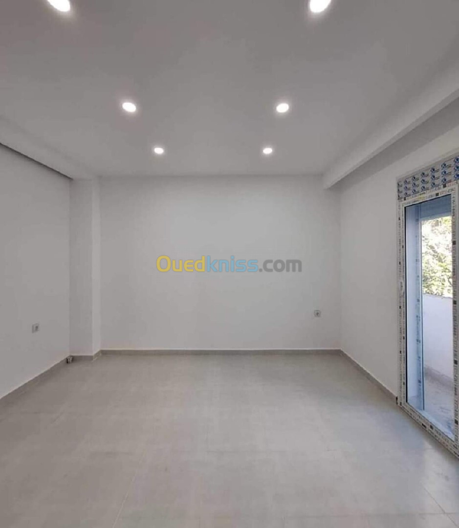 Vente Appartement F2 Alger Bordj el kiffan