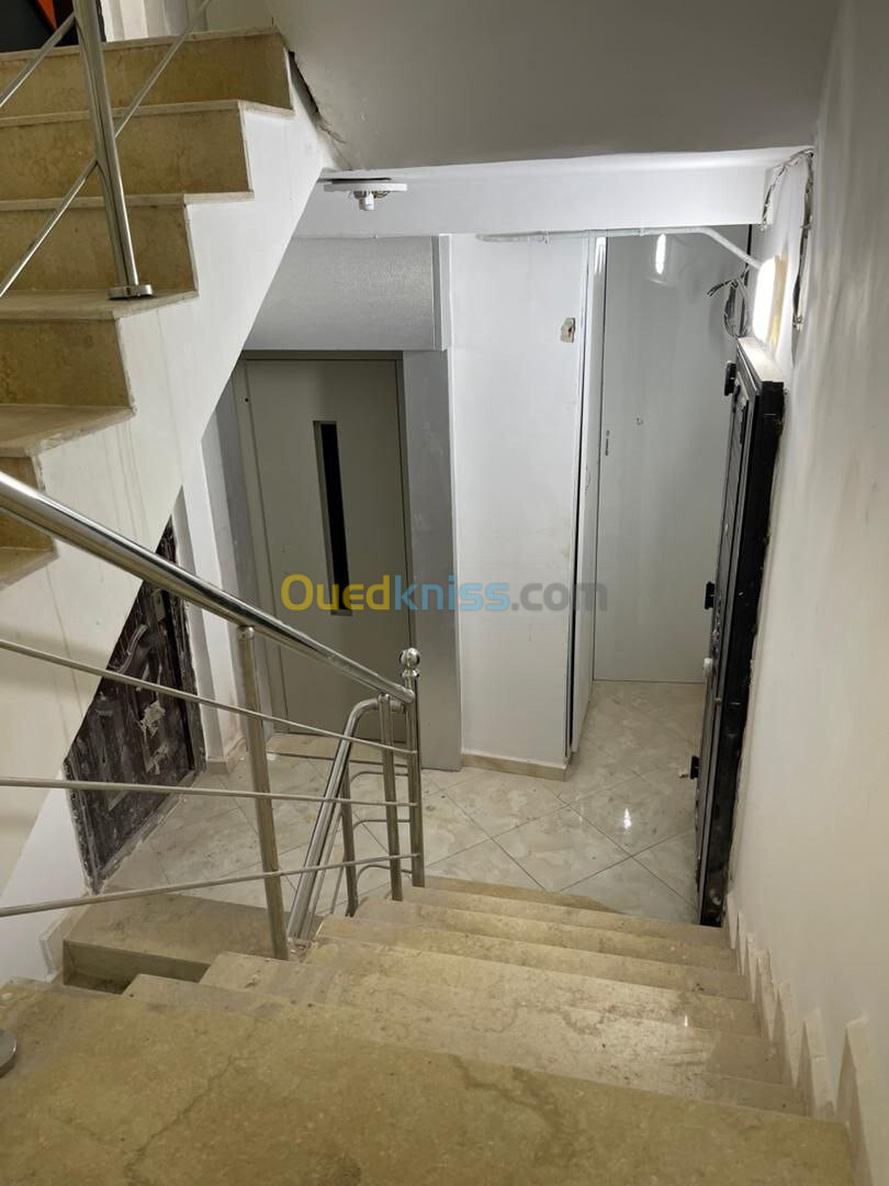 Vente Appartement F3 Alger Bordj el kiffan