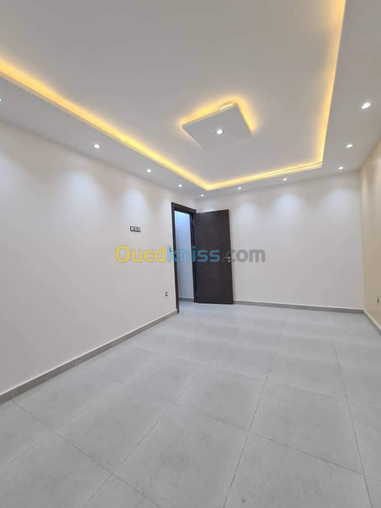 Vente Appartement F1 Alger Bordj el bahri