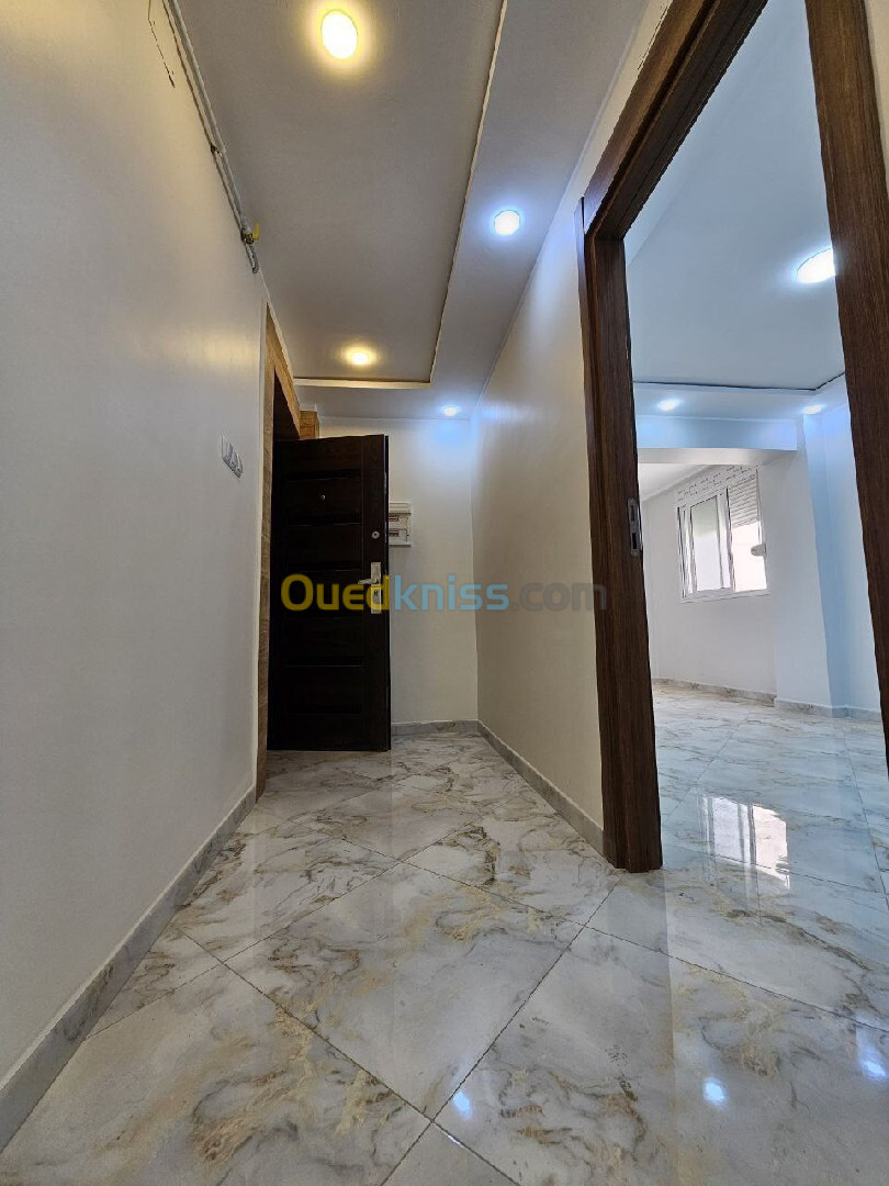 Vente Appartement F5 Alger Bordj el kiffan