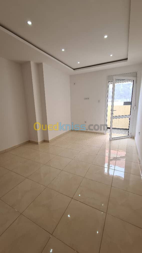 Vente Appartement F5 Alger Bordj el kiffan