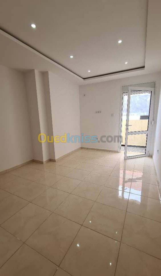 Vente Appartement F3 Alger Bordj el kiffan