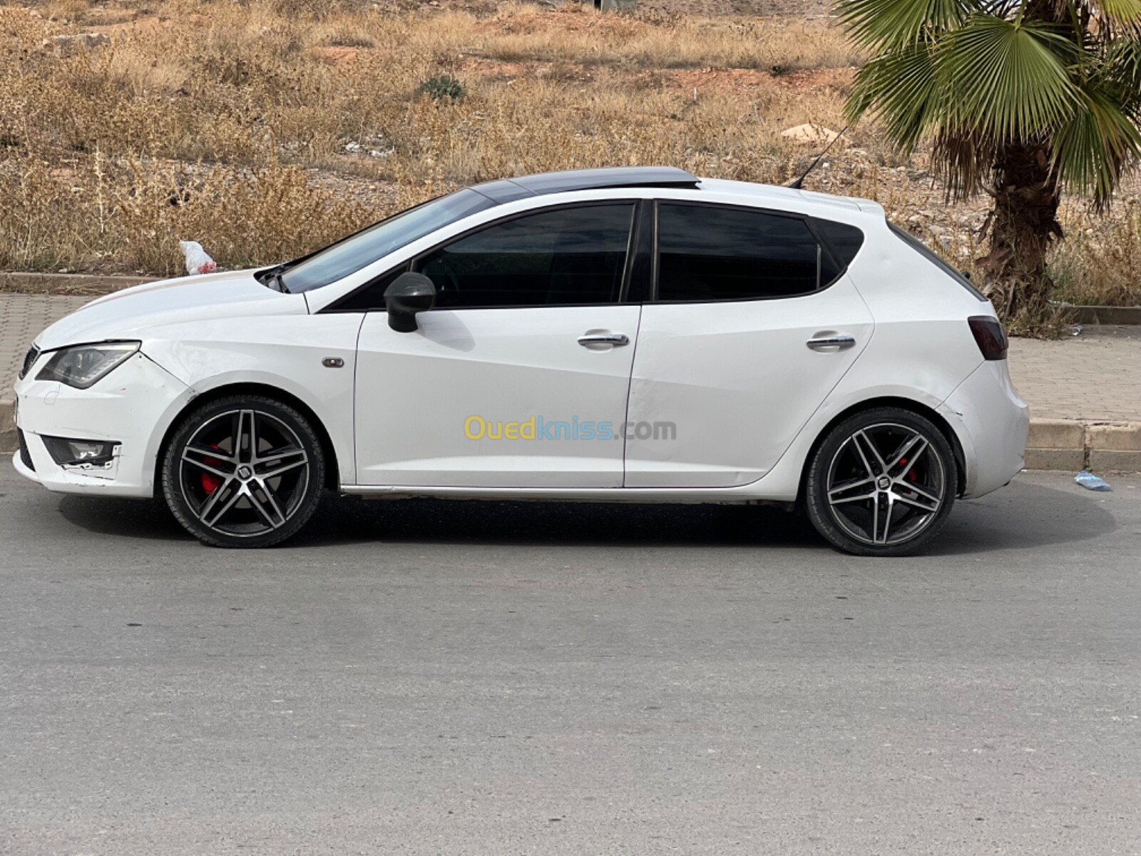 Seat Ibiza 2012 Fully +Toit ouvrant