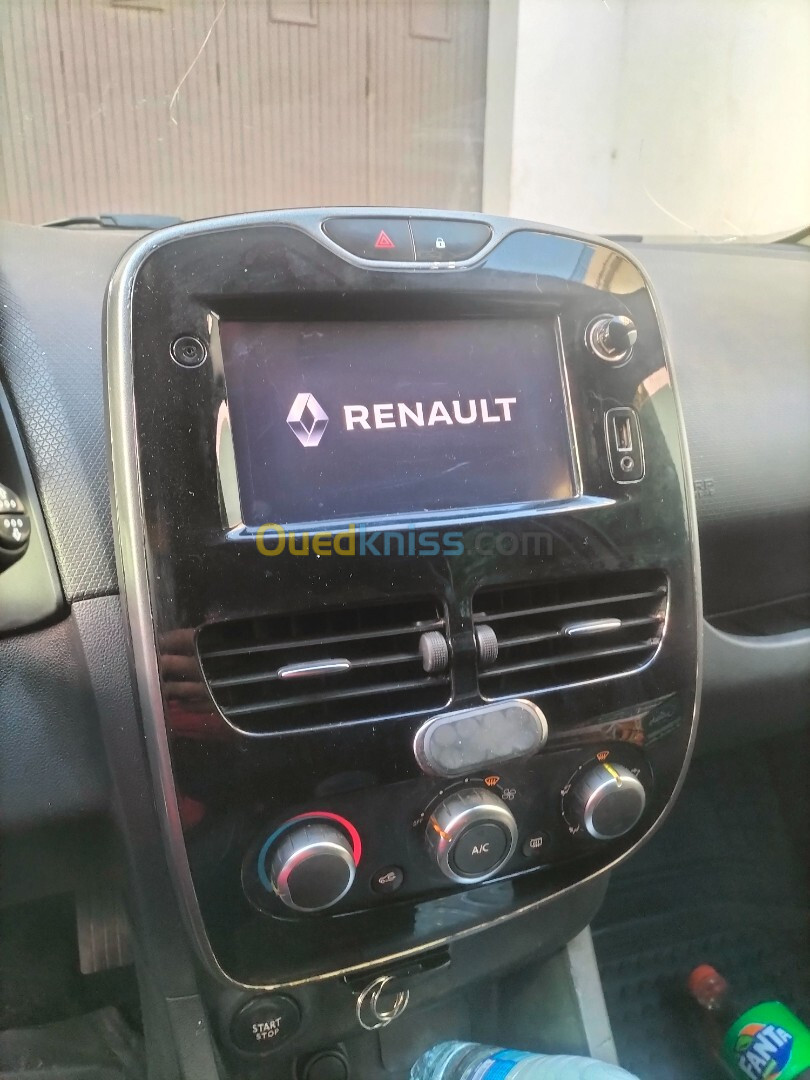 Renault Clio 4 2016 Limited 2