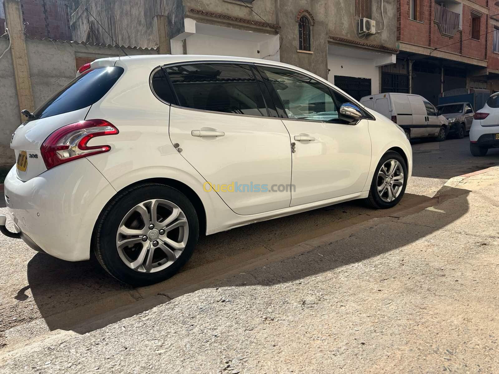 Peugeot 208 2015 Allure