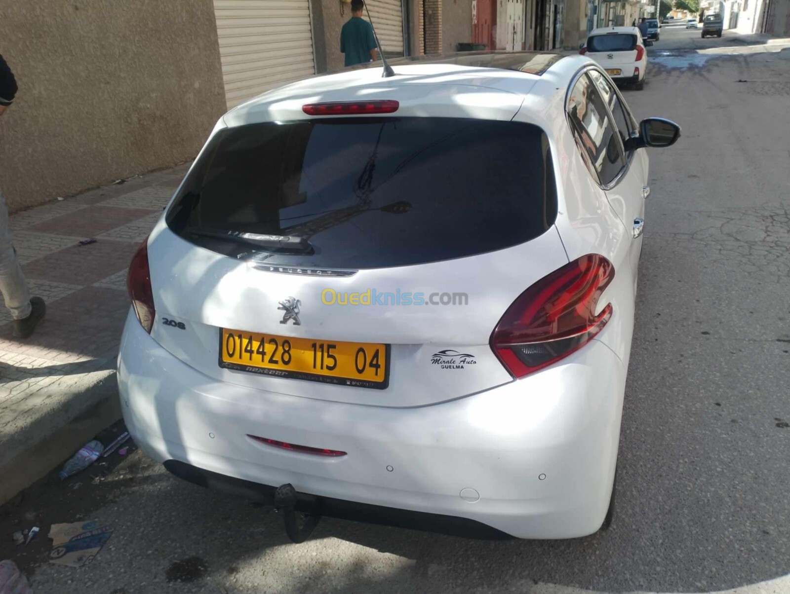 Peugeot 208 2015 Active Facelift