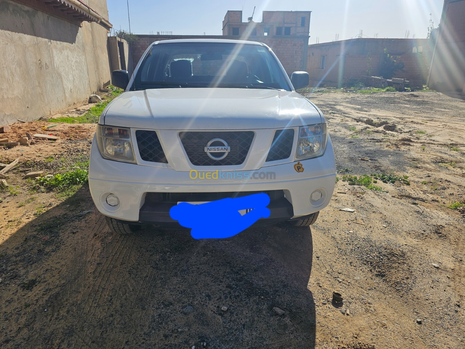 Nissan نيسان نفارا 2013 دوبل كابين