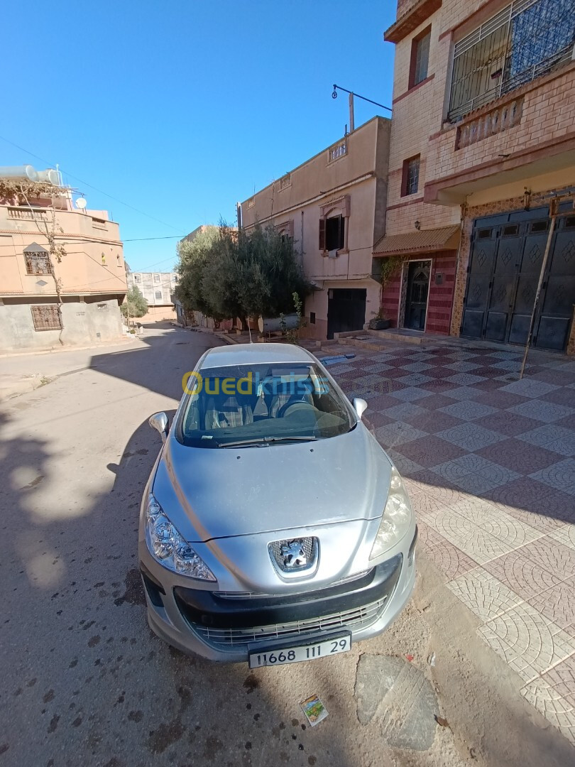 Peugeot 308 2011 