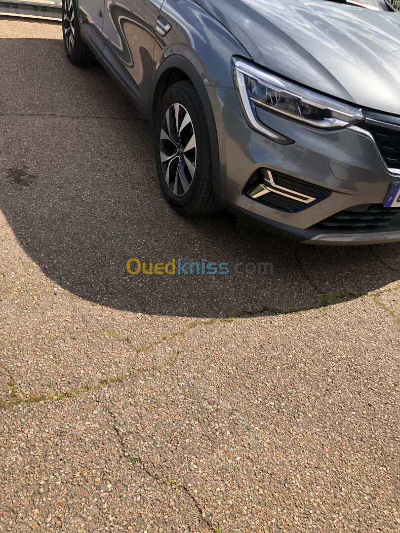 Renault ARKANA 2022 Busnese