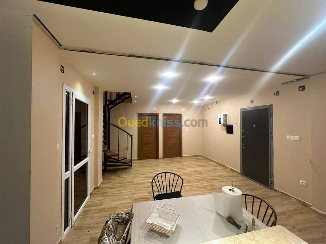 Vente Appartement F5 Alger Bordj el bahri