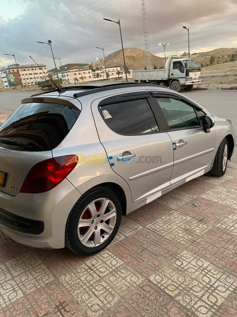 Peugeot 207 2008 Premium