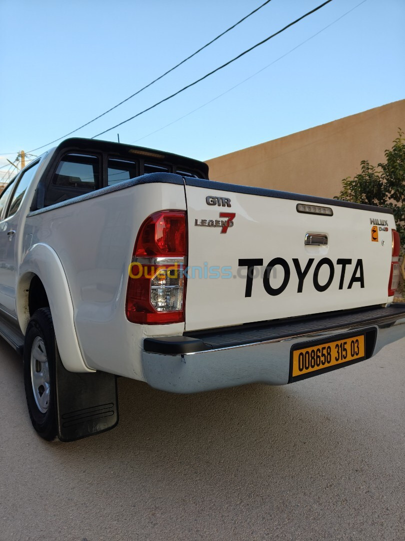 Toyota Hilux 2015 