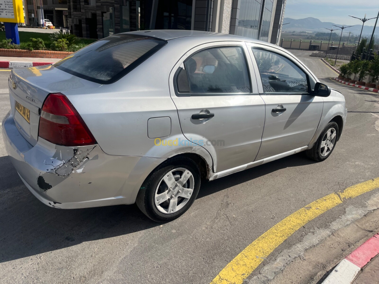 Chevrolet Aveo 4 portes 2007 La base sans Clim