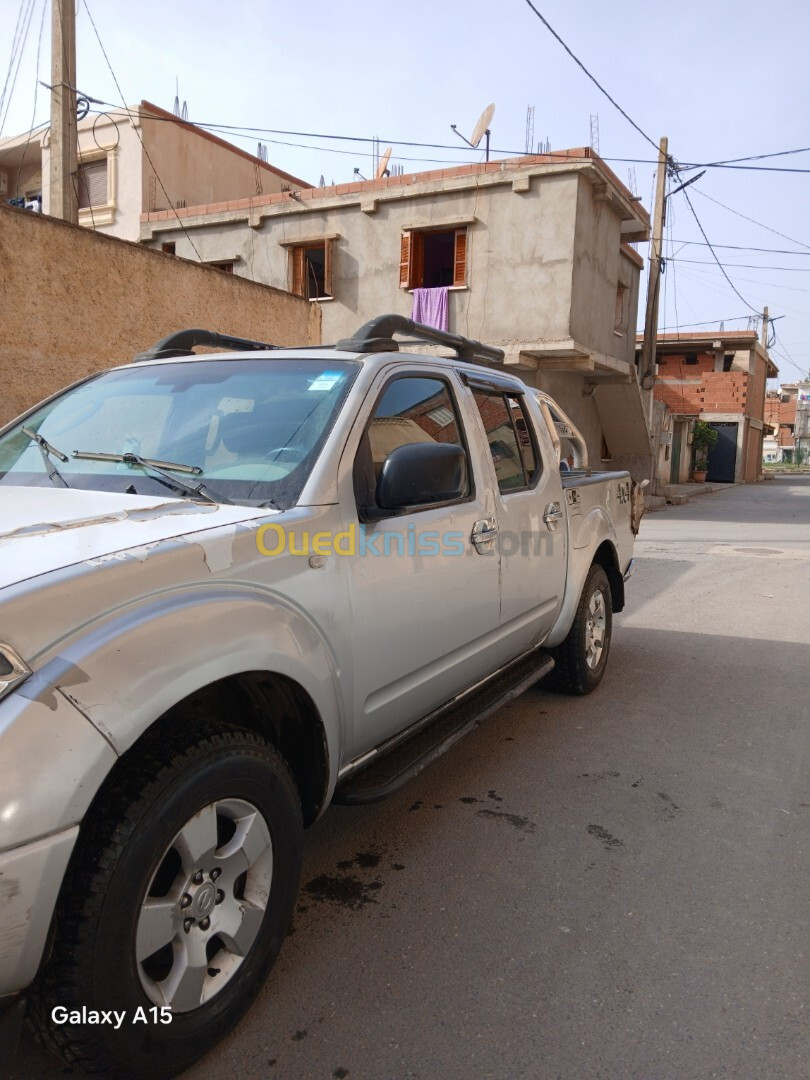 Nissan Navara 2010 Elegance 4x4