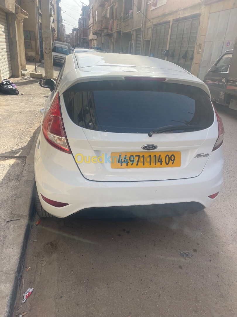 Ford Fiesta 2014 Titanium 