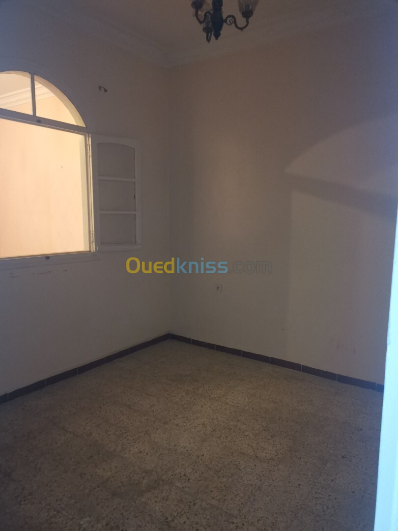 Location Appartement F2 Oran Bir el djir