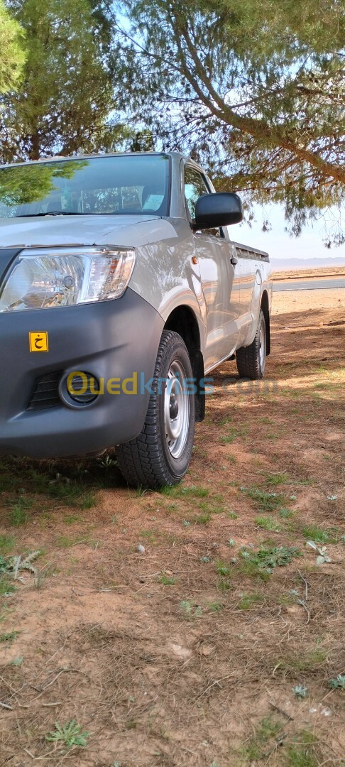 Toyota Hilux 2015 LEGEND DC 4x2