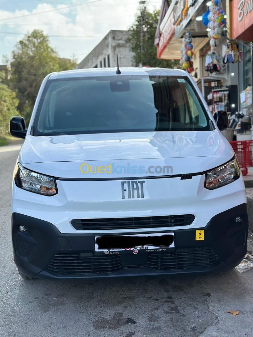 Fiat doblo 2024 la tout 3 place