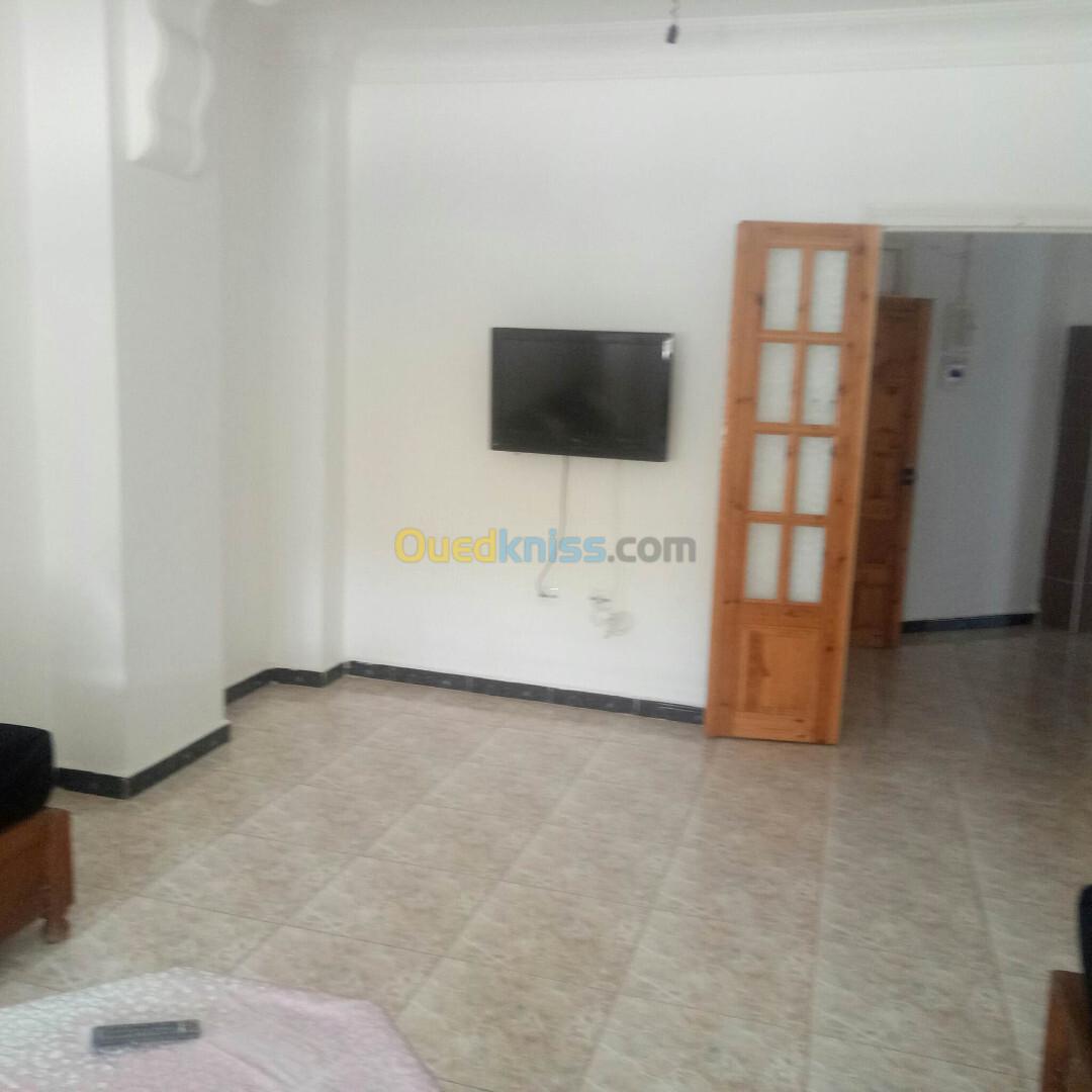 Location vacances Appartement F1 Mostaganem Mostaganem