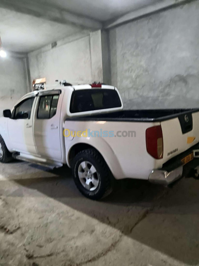 Nissan Navara 2013 Elegance 4x4