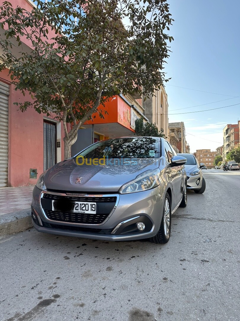 Peugeot 208 2020 Allure Facelift