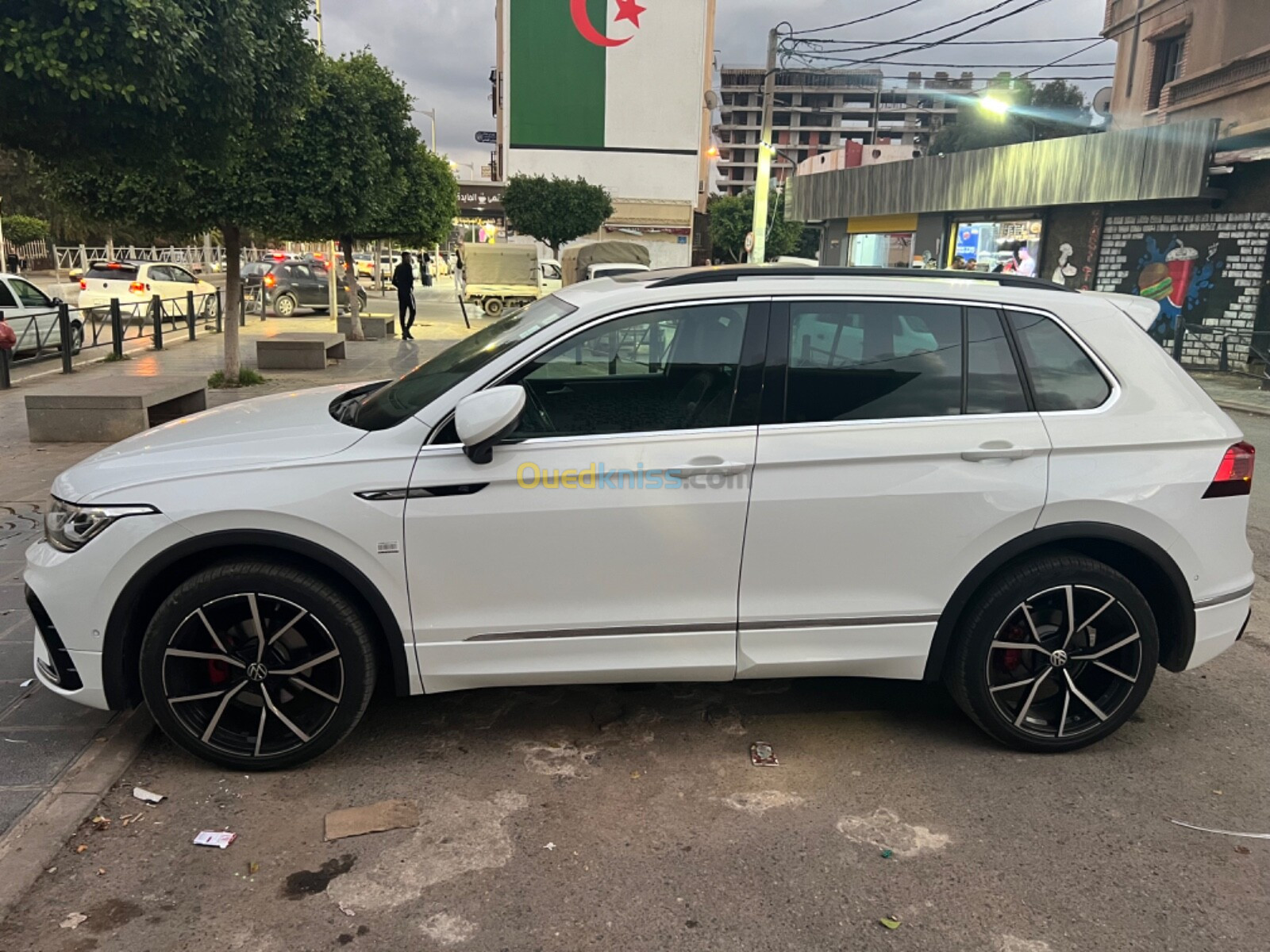 Volkswagen New Tiguan 2021 R-Line