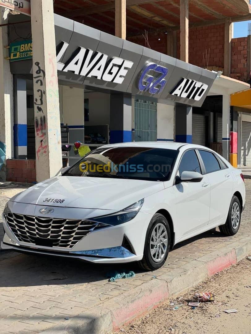 Hyundai Elantra 2023 1.6