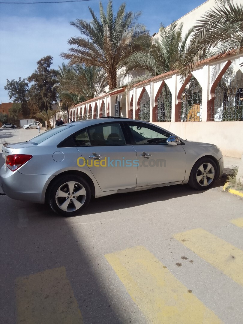 Chevrolet Cruze 2011 LT