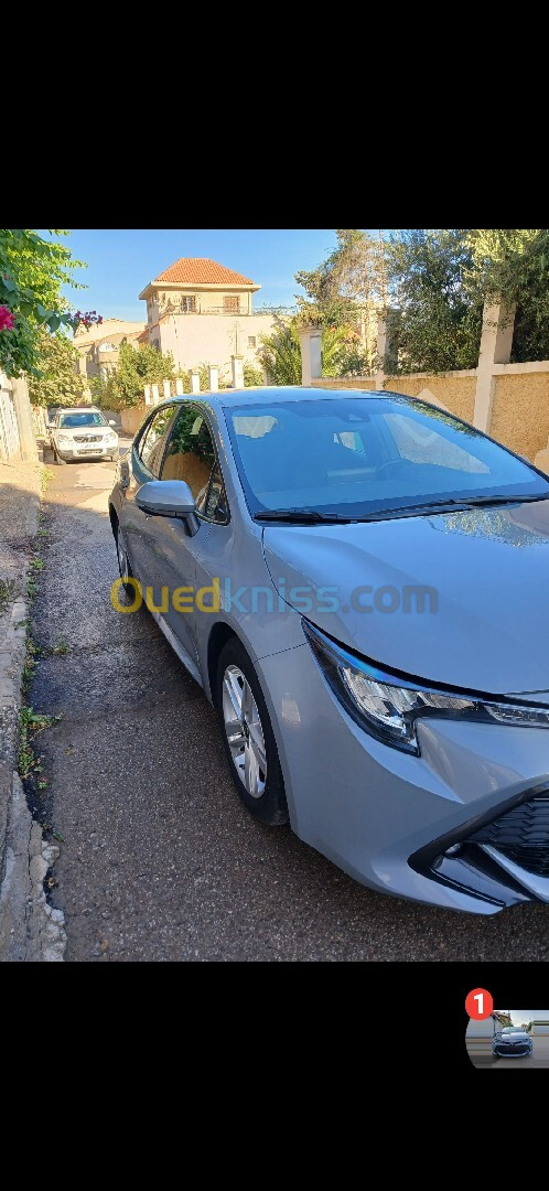 Toyota Corolla 2022 Dynamique navy