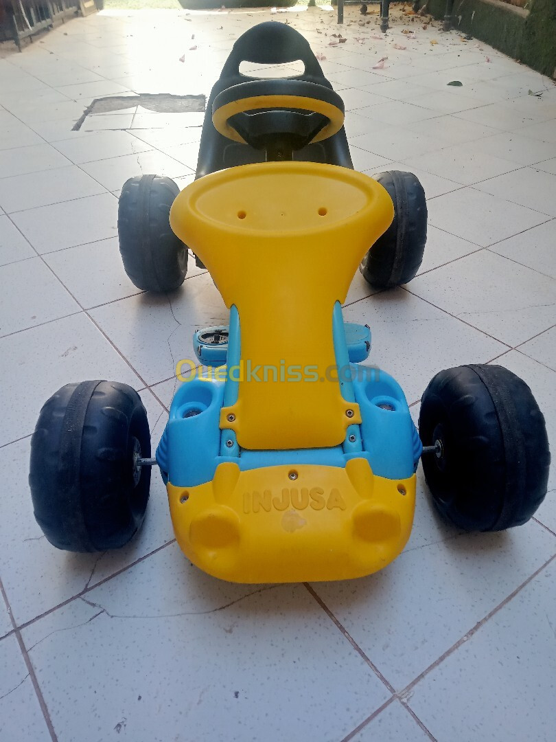 Voiture batterie enfant