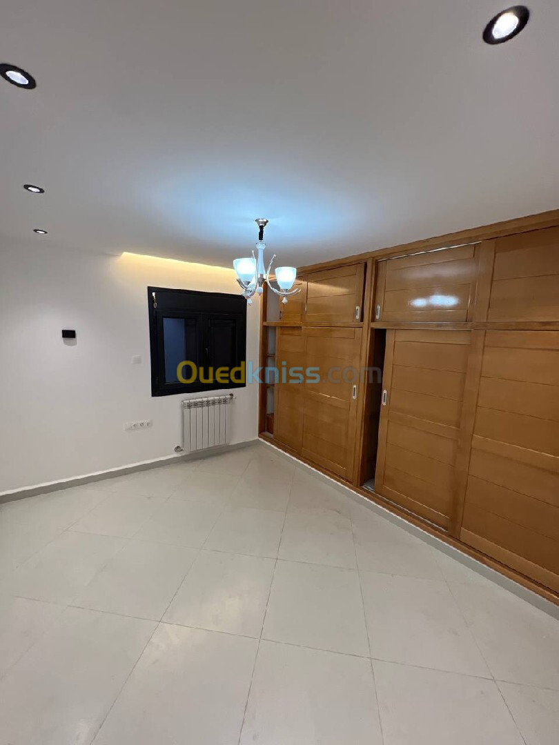 Vente Appartement F3 Alger Bordj el bahri