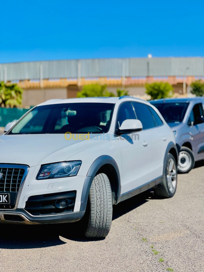 Audi Q5 2012 Off Road