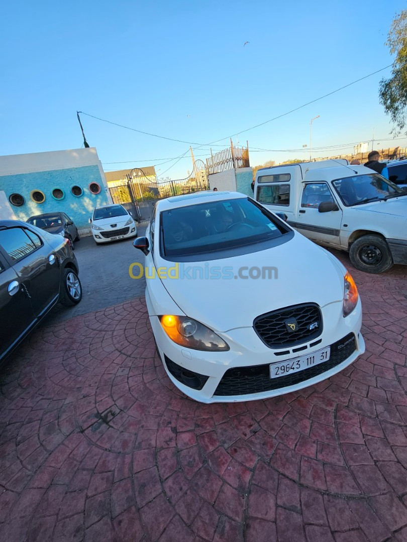 Seat Leon 2011 Cupra R