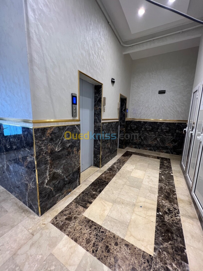 Vente Appartement F4 Oran Bir el djir