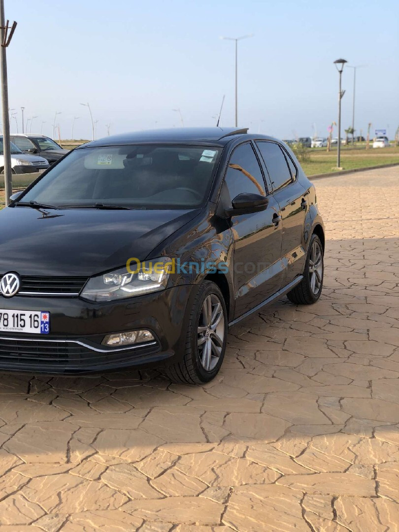 Volkswagen Polo 2015 Carats+