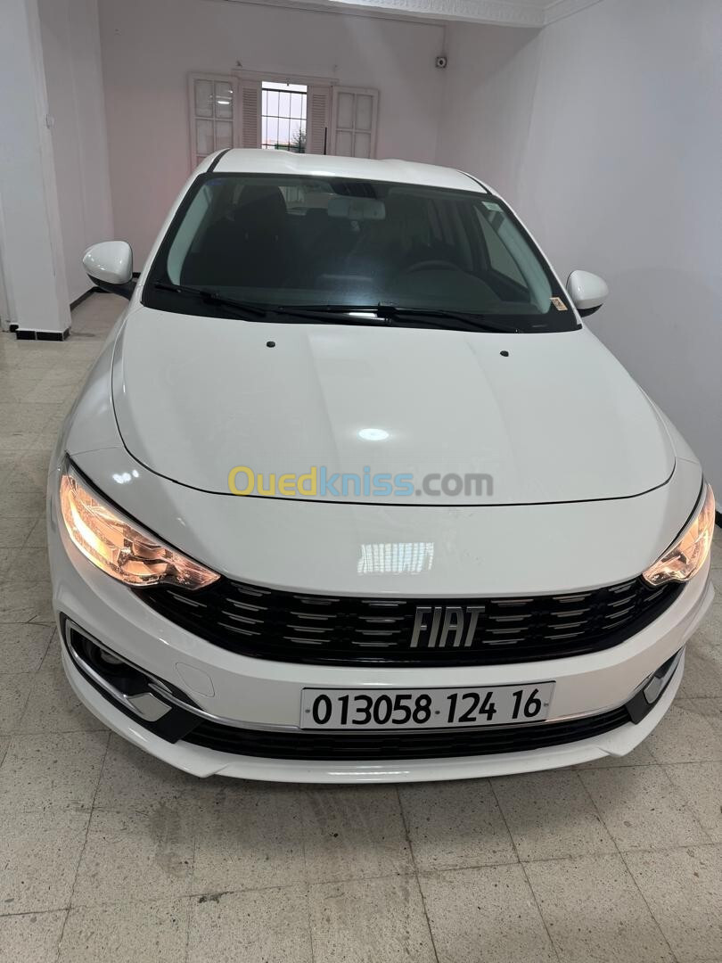 Fiat FIAT TIPO 2024 LIFE