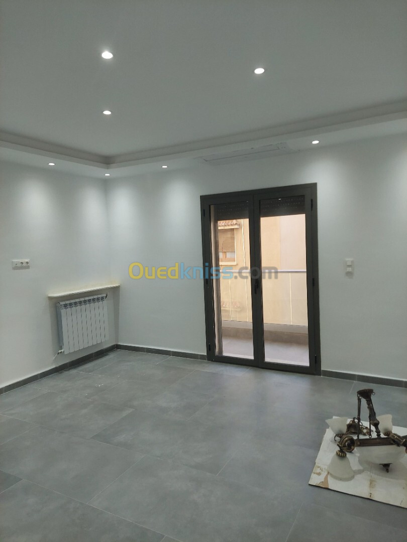 Vente Appartement F3 Alger Bouzareah