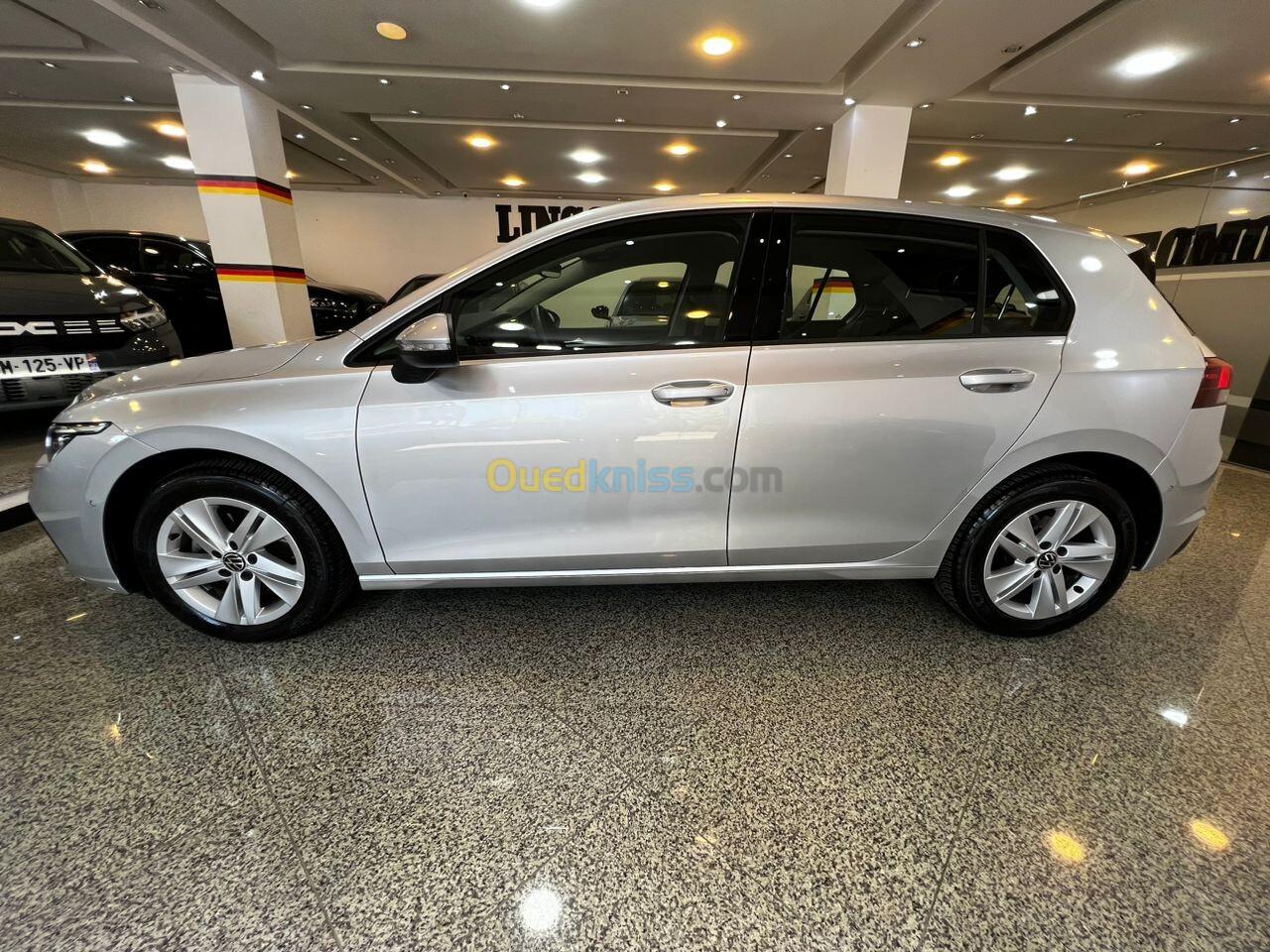 Volkswagen Golf 8 2022 Active