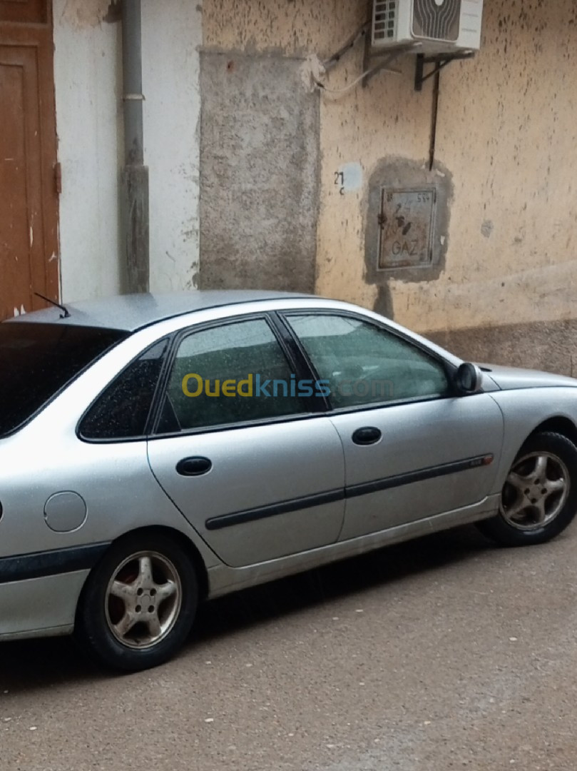 Renault Laguna 1 1999 Laguna 1