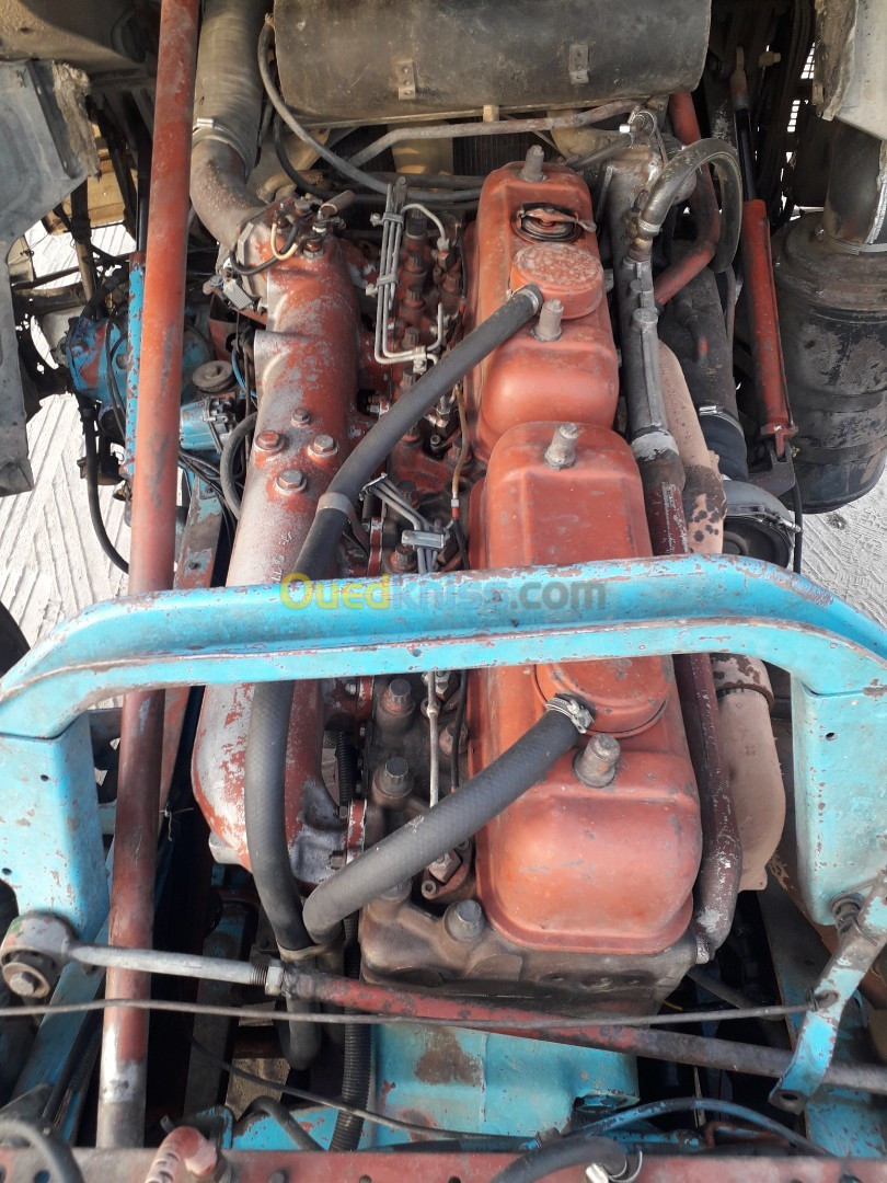 Moteur Renault 340+ boîte vitesse b18  