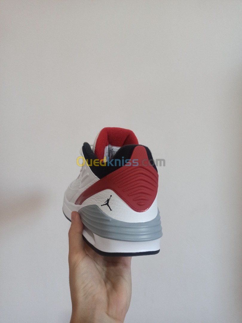 Jordan Max Aura 5 ORIGINAL 