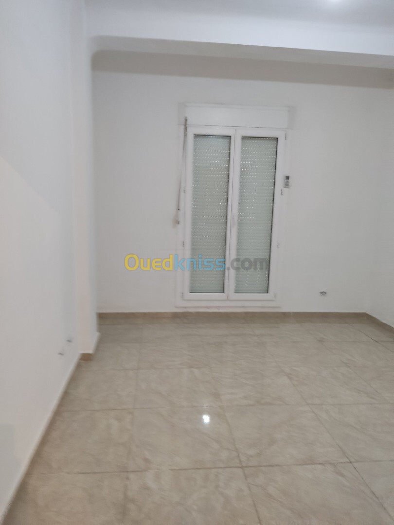 Location Appartement F4 Alger Reghaia