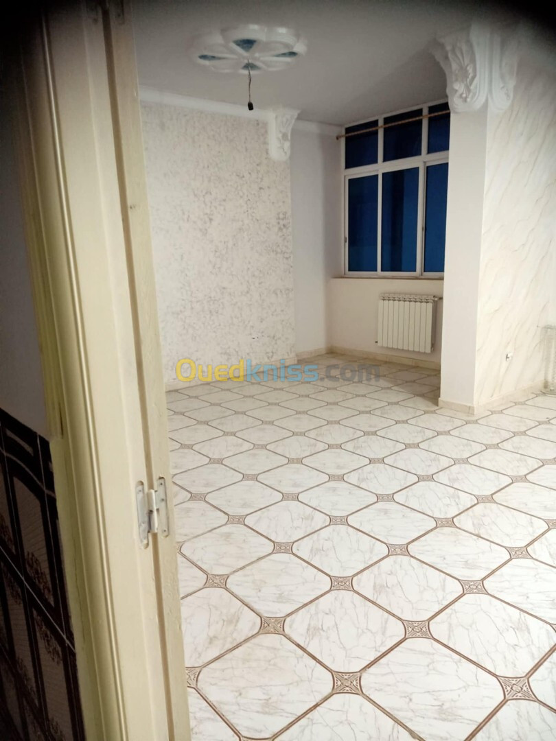 Vente Appartement F5 Skikda Azzaba